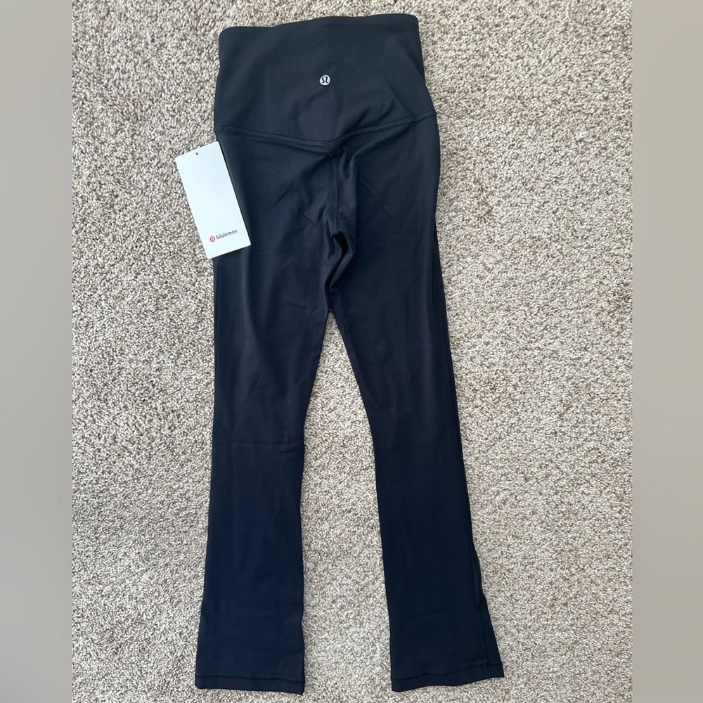 Brand New Lululemon mini flare leggings💛